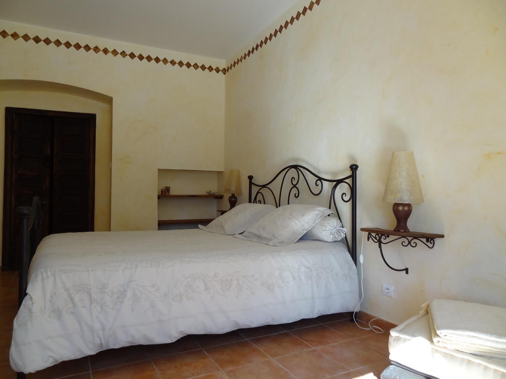 La Bastide De Font Clarette Bed & Breakfast Six-Fours-les-Plages Room photo