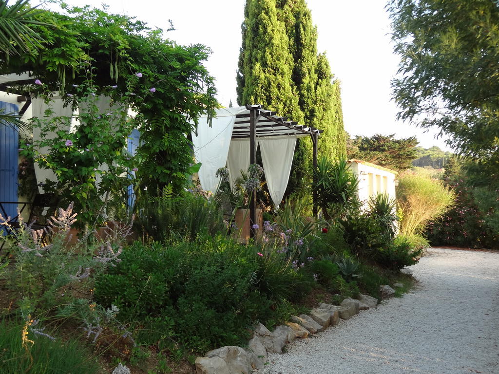 La Bastide De Font Clarette Bed & Breakfast Six-Fours-les-Plages Exterior photo